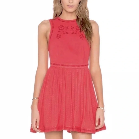 Free People Birds Of A Feather Coral Red Embroidered Sleveless Mini Dres… - Picture 1 of 16